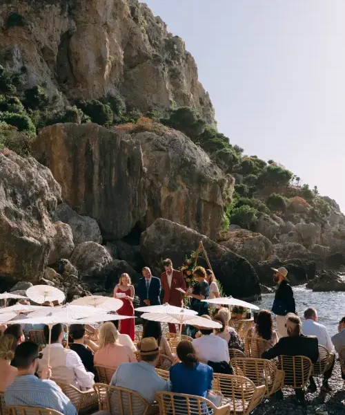 A Greek-Inspired Mediterranean Wedding (15) A Greek-Inspired Mediterranean Wedding (15)