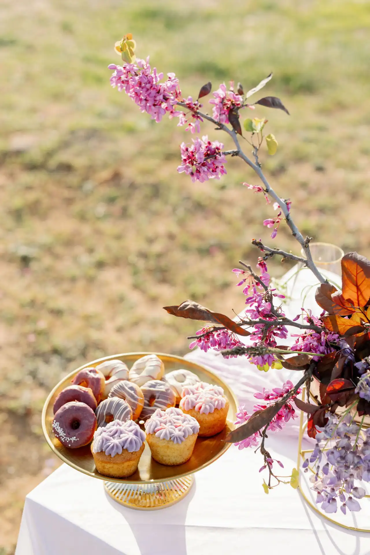 Purple-Elopement-weddingtalescrete (9)