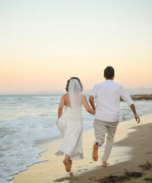 elopement in the beach in crete
